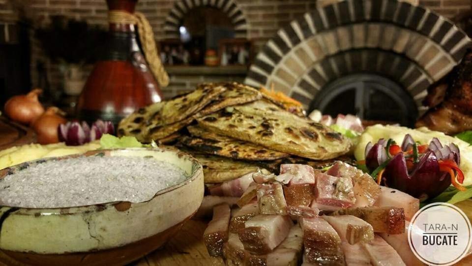 Casa Baciu Ξενοδοχείο Fundu Moldovei Εξωτερικό φωτογραφία