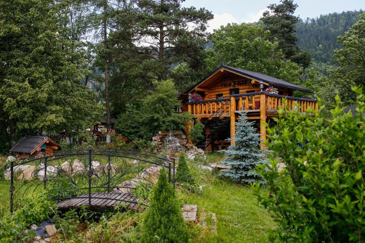 Casa Baciu Ξενοδοχείο Fundu Moldovei Εξωτερικό φωτογραφία